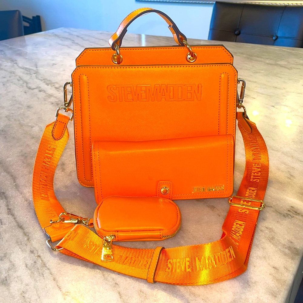 Steve Madden viral TikTok crossbody w/ matching wallet 🧡